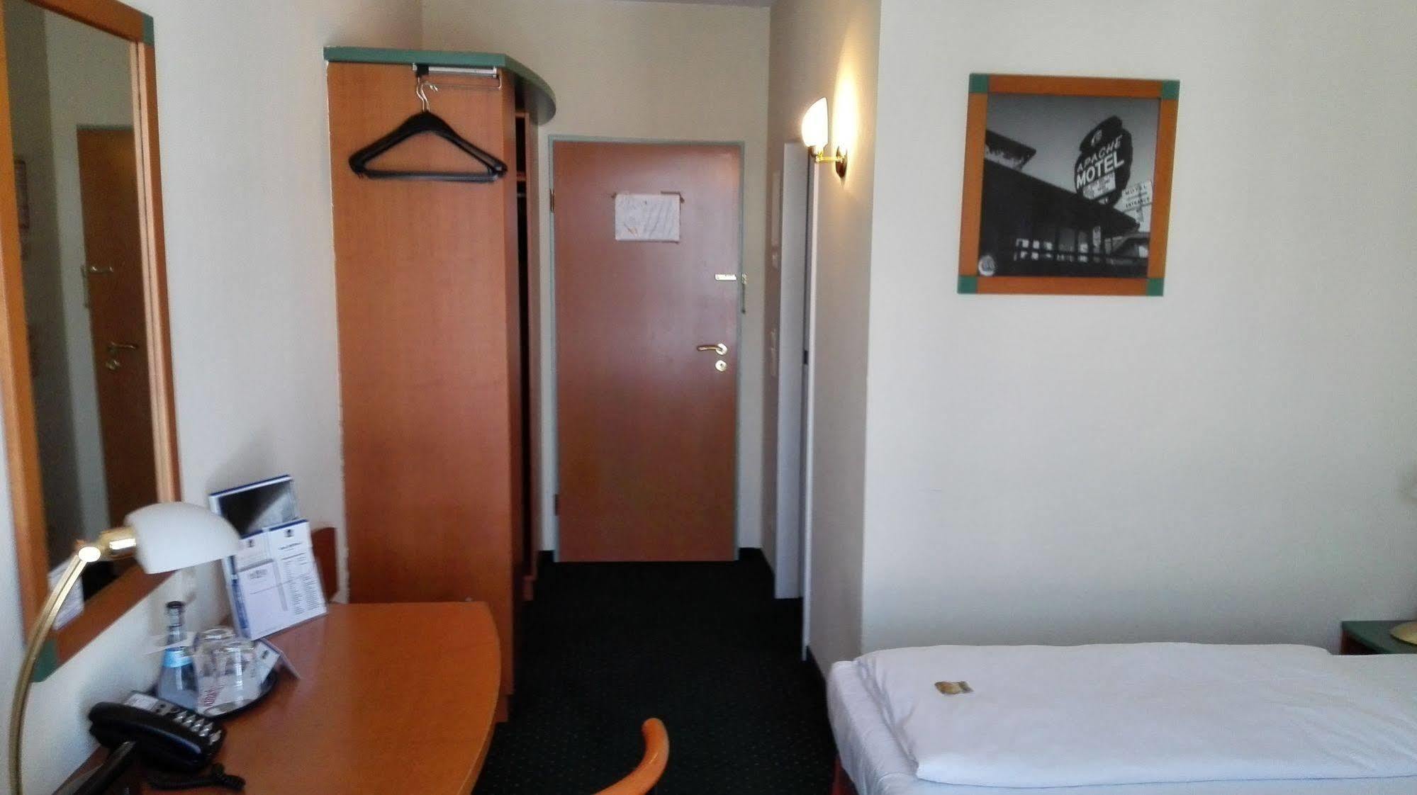 Trip Inn Hotel Dasing-Augsburg Exteriér fotografie